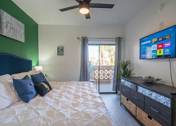 Sunny Stay Near Asu Pool, Gym & Hot Tub *