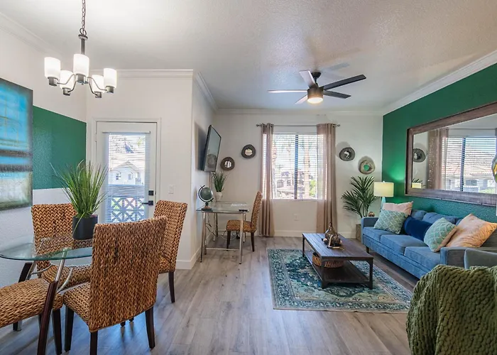 Sunny Stay Near Asu Pool, Gym & Hot Tub *
